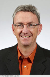 Foto: Paul Bauder GmbH & Co. KG Ekkehard Fritz ist staatlich geprüfter Holztechniker und leitet den Fachbereich Steildach der Firma Paul Bauder in Stuttgart.