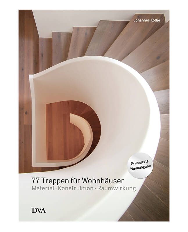 Vor allem in Einfamilienhäusern sind Treppen oft weit mehr als die bloße Verbindung zweier Etagen. Sie werden zum Raumteiler, zur Skulptur, zum Möbelstück, zum Blickfang. In der erweiterten Neuausgabe des Buchs „77 Treppen für Wohnhäuser“ stellt der Autor Johannes Kottjé eben so viele Beispiele vor.