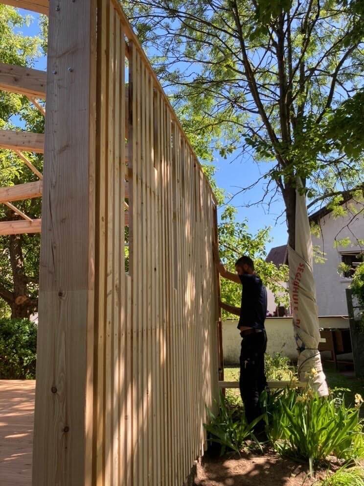 Bau eines Holzpavillons