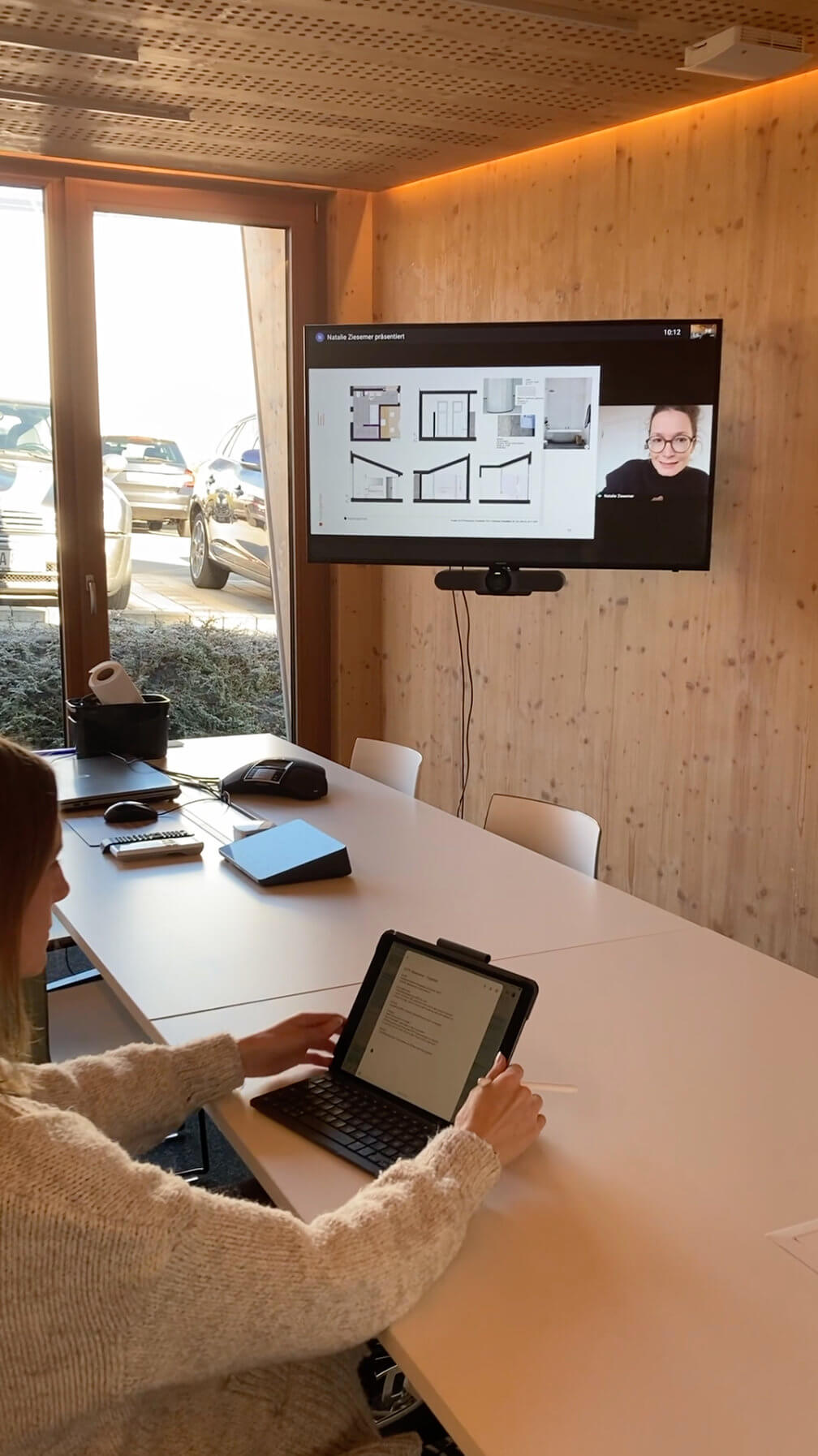 Videokonferenz im Architekturbüro