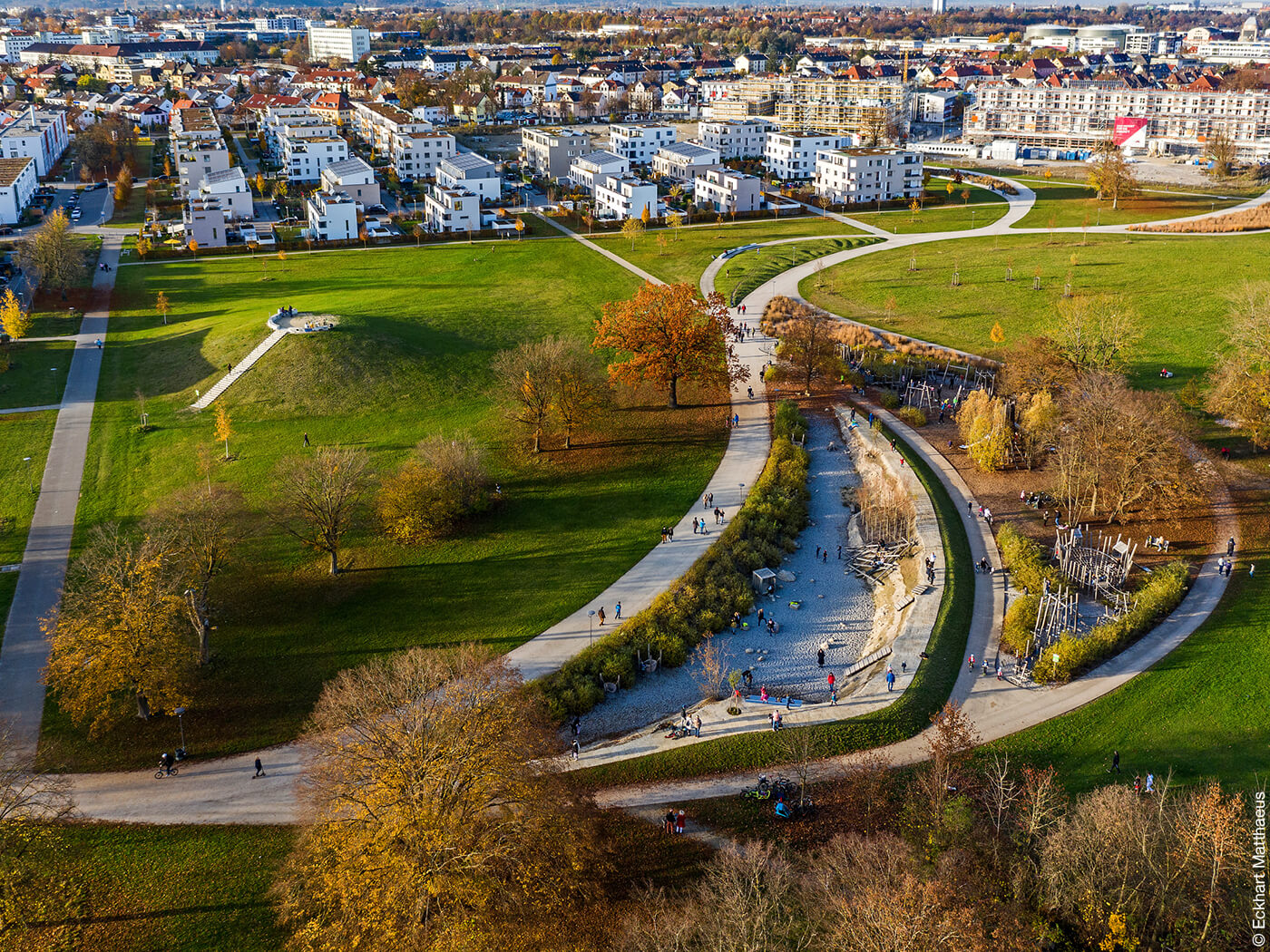 Der Augsburger Westpark aus der Vogelperspektive