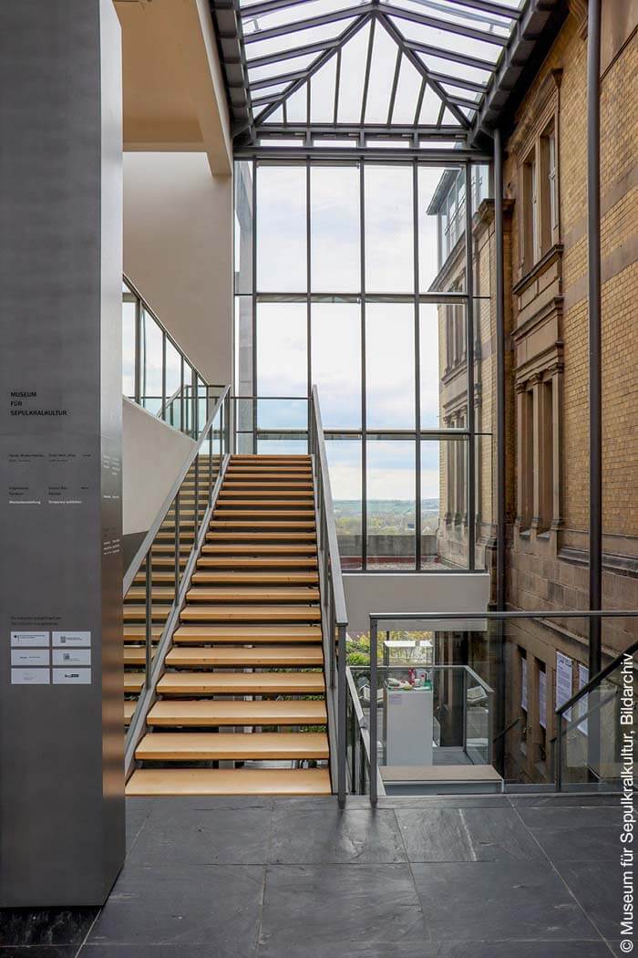 Treppe im Museum für Sepulkralkultur in Kassel