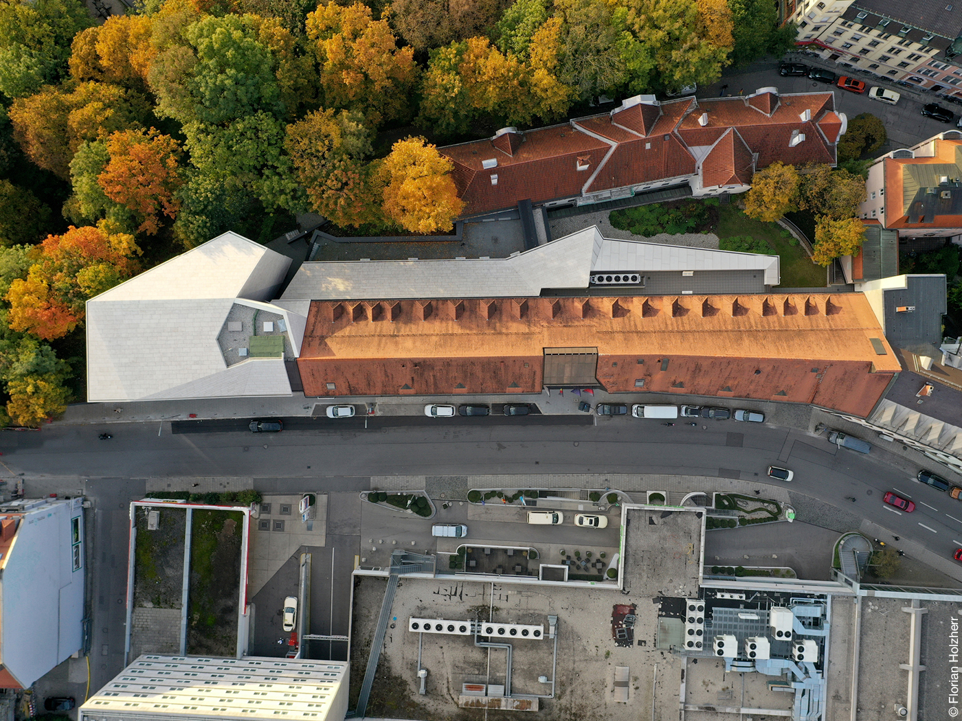 Das Sudetendeutsche Museum in München aus der Vogelperspektive