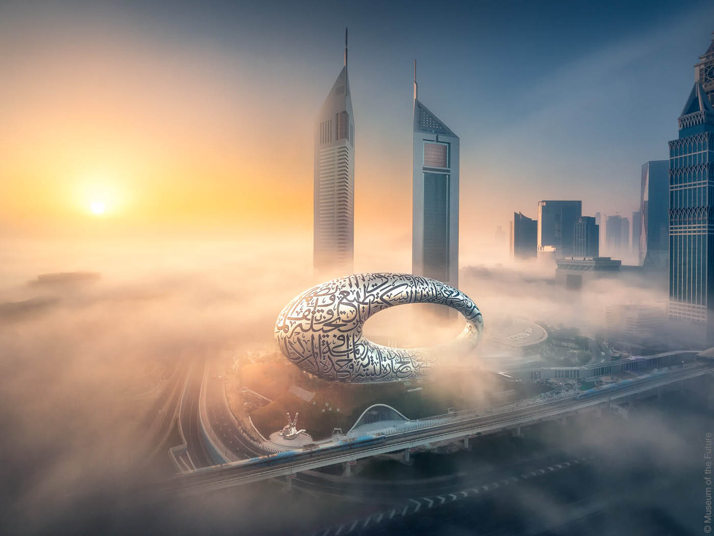 Museum of the Future Dubai im Nebel