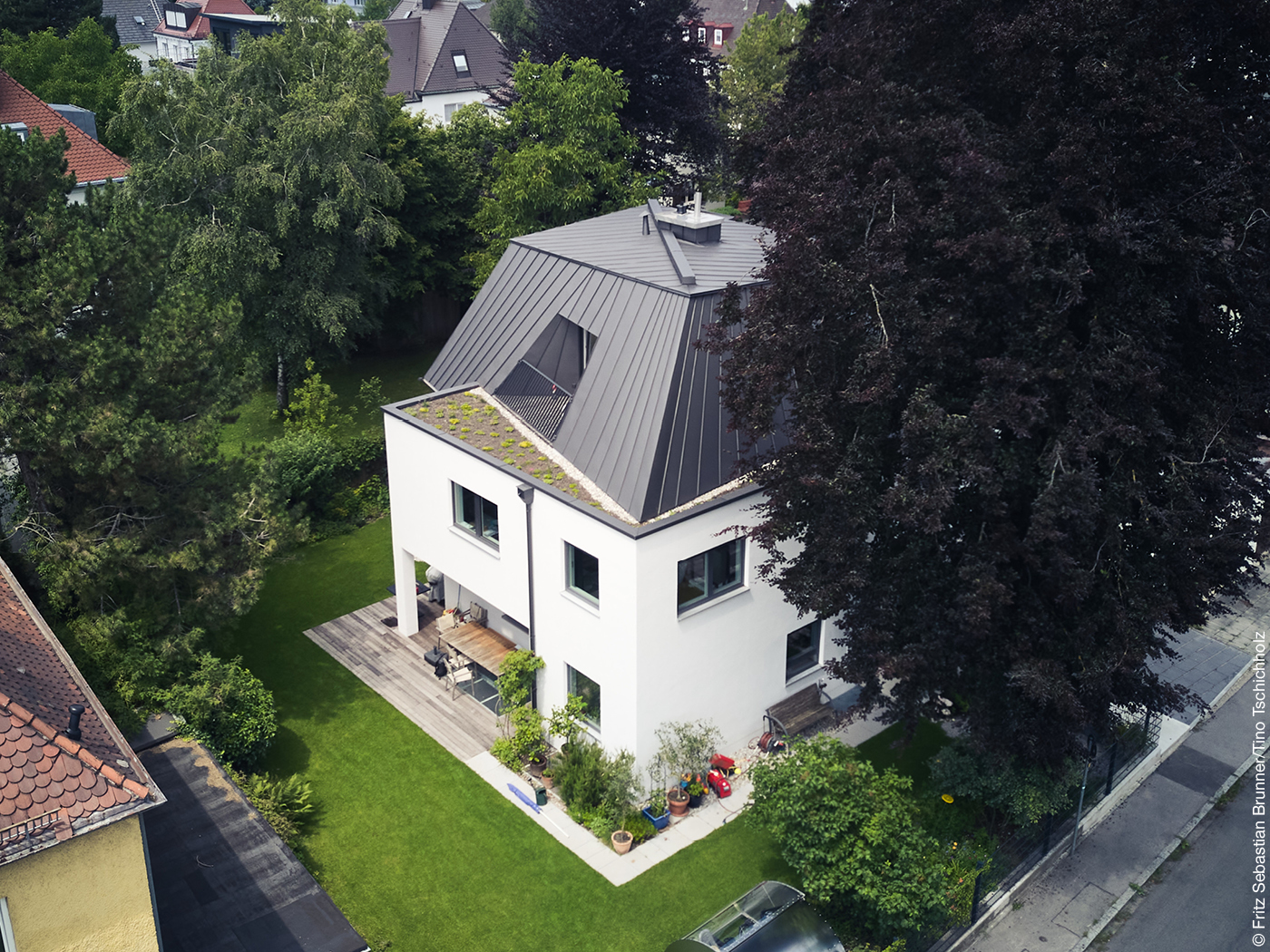 Wohnhaus mit ausgebautem Dachgeschoss