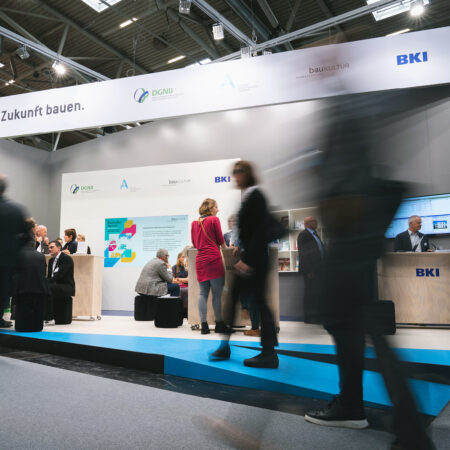 Messestand der Bundesarchitektenkammer und ihrer Partner auf der Expo Real