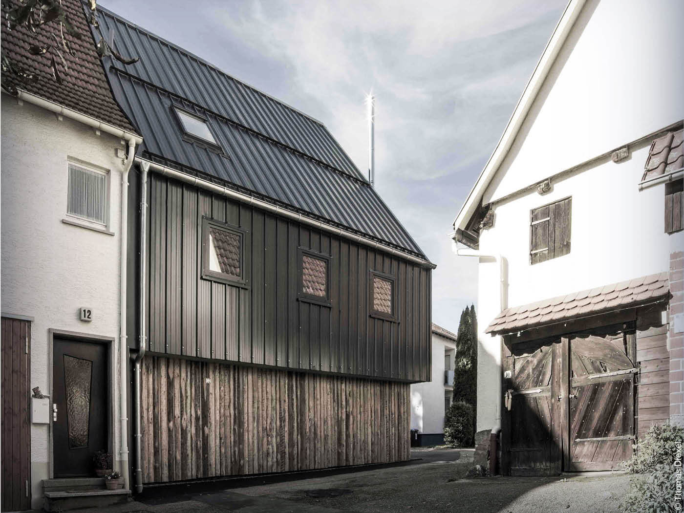 Einfamilienhaus mit Metallfassade