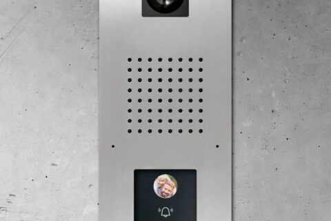 Classic-Anlage mit Touch-Panel für eine Tür
