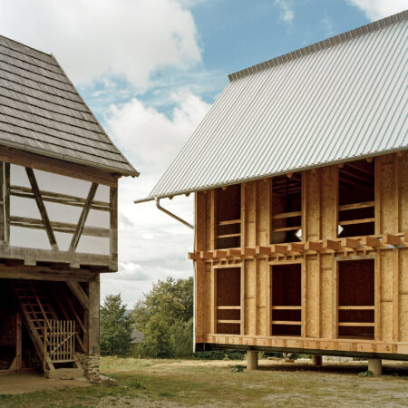 Holzhaus ohne Fenster