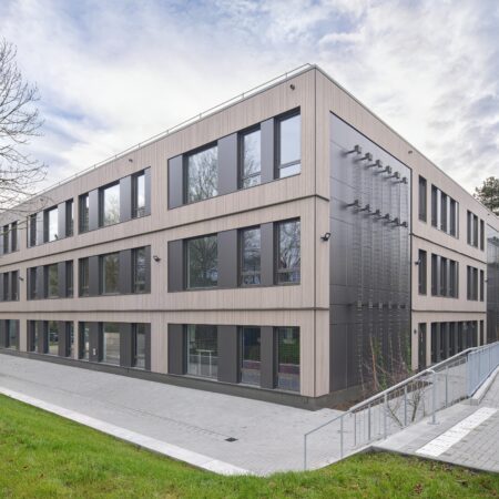 Gebäude des Heisenberg-Gymnasiums in Dortmund