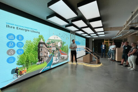 LED-Glaswand „DigitalWallpaper“