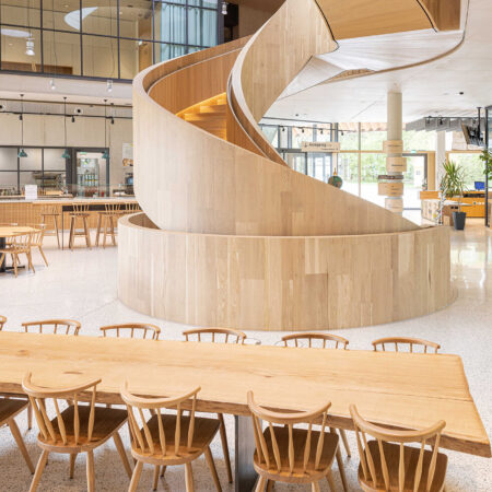 Wendeltreppe aus Holz