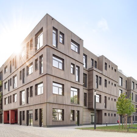 Außenfassade einer Schule