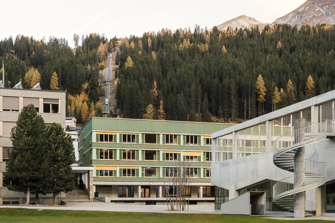 Schulgebäude in Davos